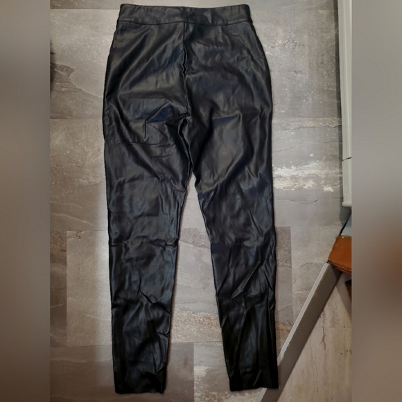 Meshki Shayla Skinny Faux Leather High-Rise Split Pant in Black Women's L. 29". - Picture 13 of 15